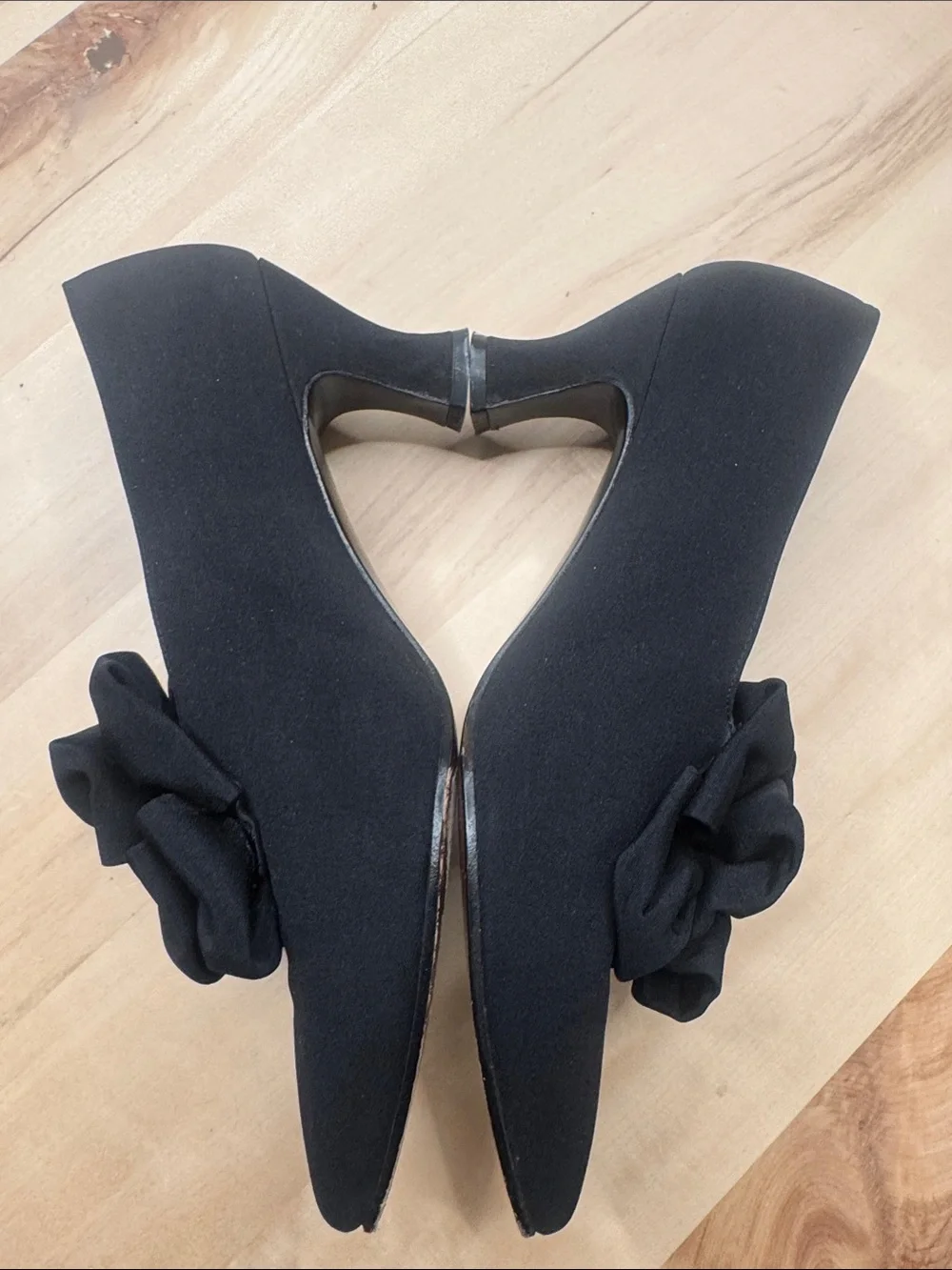 Stuart Weitzman Arsho for Stuart Weitzman Black Pointed Toe Vintage Heels 7.5